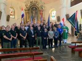 Blagoslovljena zastava specijalne policije Ogulin