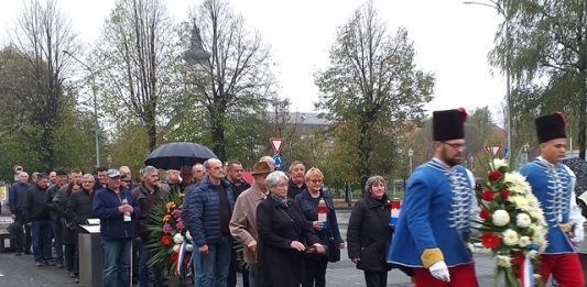 Polaganjem vijenaca obilježen dan Svih svetih