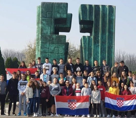 Osnovnoškolci u posjetu Vukovaru