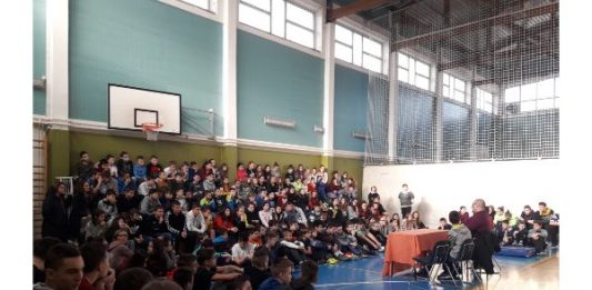 Paraolimpijac Miljenko Vučić družio se s učenicima OŠ IBM