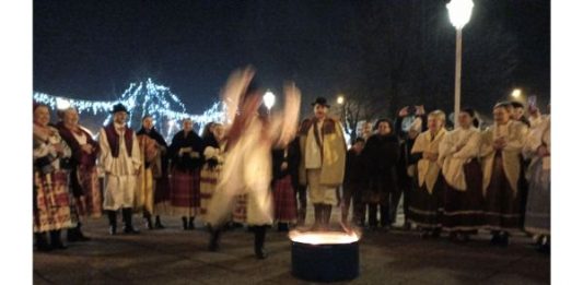 Žene u gostionici i drugi jedinstveni ogulinski običaji za Sveta tri kralja