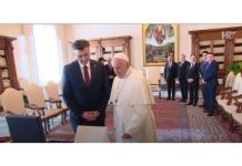 Plenković pozvao Papu da posjeti Hrvatsku