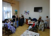 Učenice OTŠ-a besplatno šišale u Domu za starije