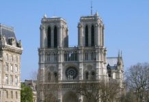 Karantena zaustavila obnovu Notre Damea godinu dana nakon požara