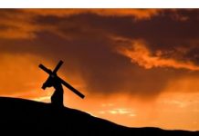 Veliki petak: tradicija i molitva u domovima