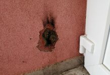 Mladež oštećuje, pali fasadu i uništava okoliš Područne škole Kučinići