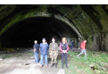 Obilazak bivšeg vojnog aerodroma i zračne baze na Željavi