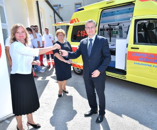 Novo vozilo za Zavod za hitnu medicinu Karlovačke županije