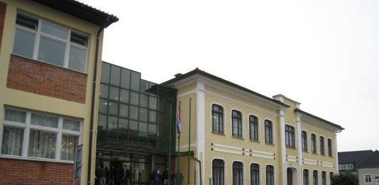 Raspored za prvi nastavni dan u Obrtničkoj i tehničkoj školi Ogulin