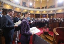 Srbija: prisegnula “reformska vlada za krizna vremena”