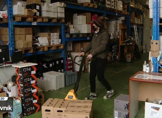 Zatvorenima i njihovim dobavljačima potpore za radna mjesta.