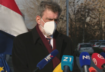 Fuchs: U školi učenici do 4. razreda osnovne i budući maturanti, ostali on line nastava