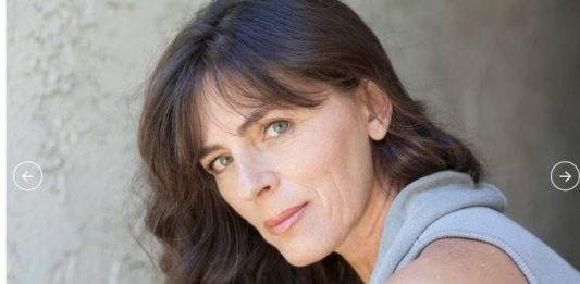 Preminula Mira Furlan