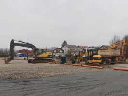 Unatoč snijegu i kiši radovi u Petrinji ne prestaju