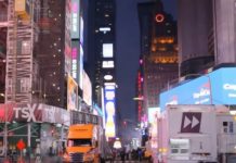 Svijet tiho ušao u 2021.: Malo ljudi na Times Squareu, puste Elizejske poljane..