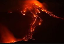 Etna aktivna, izbacuje rijeke lave, gradovi prekriveni pepelom
