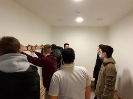 Učenici Obrtničke i tehničke škole Ogulin izradili klupe i vješalice za garderobe plesne dvorane Pučkog učilišta Ogulin
