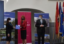 Predsjednik Vlade Andrej Plenković uručio četiri ugovora iz ITU mehanizma za Veliko urbano područje Karlovac