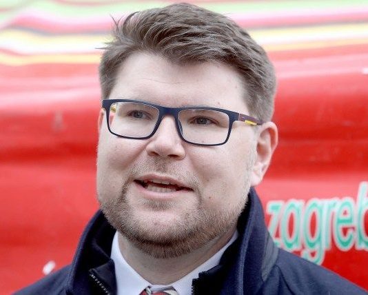 Predsjedništvo SDP-a raspustilo članstvo u Zagrebu i Slavonskom Brodu