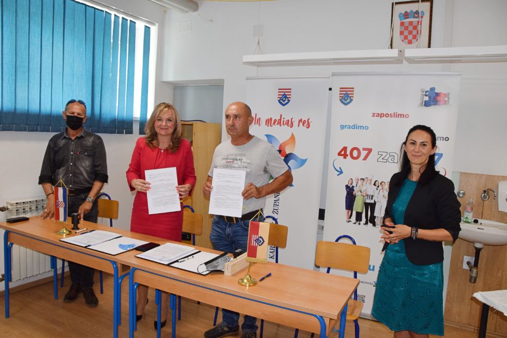 područne škole u tounju