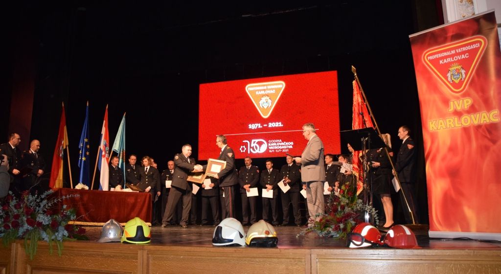 Javna vatrogasna postrojba Karlovac