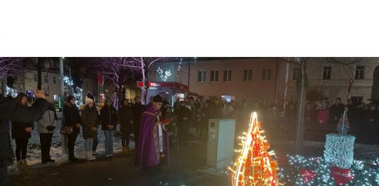 Treća adventska svijeća zapaljena u Ogulinu