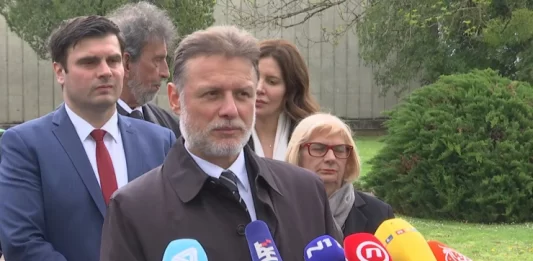 Predsjednik Vlade Plenković i Sabora Jandroković na komemoraciji u Spomen-području Jasenovac