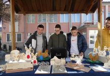 Uskršnji štand ukrasa i radova učenika OTŠ Ogulin