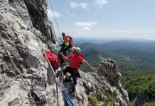Na Kleku održana zahtjevna stijenska vježba HGSS Ogulin i Karlovac