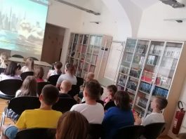 Veliki odaziv djece na animiranom filmu o minionima u knjižnici