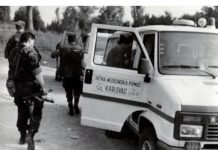 Posada je slijetala u magli, pod rafalima. Za doktoricu u bijelom mislili su da je anđeo…