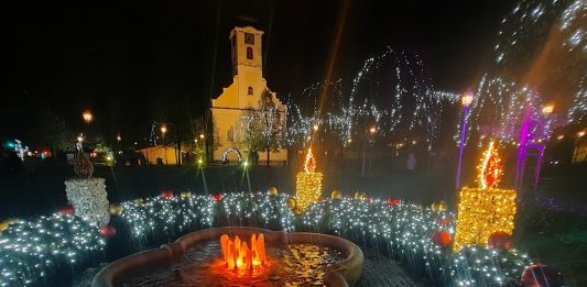Zapaljena druga adventska svijeća u Ogulinu