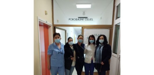 OTŠ Ogulin posjetila i darivala rodilje povodom Dana života