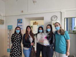 Učenici Obrtničke škole darivali slikovnice pedijatriji bolnice i Doma zdravlja Ogulin