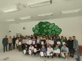 Gimnazija Ogulin oborila rekord: najveći broj državnih natjecanja i smotri u povijesti škole