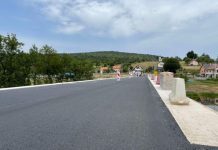 Na Molinarijevom mostu promet se odvija u oba smjera