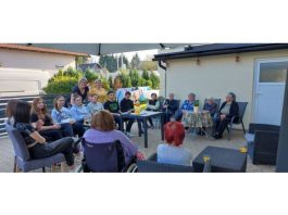 Druženje Učeničkoga i staračkog doma
