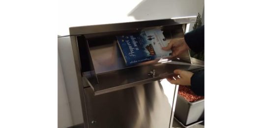 Knjigomat u Gradskoj knjižnici Ogulin