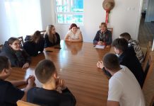 U Učeničkom domu Ogulin održana predavanja i kreativna radionica u sklopu preventivnog programa „Na krilima leptira II“