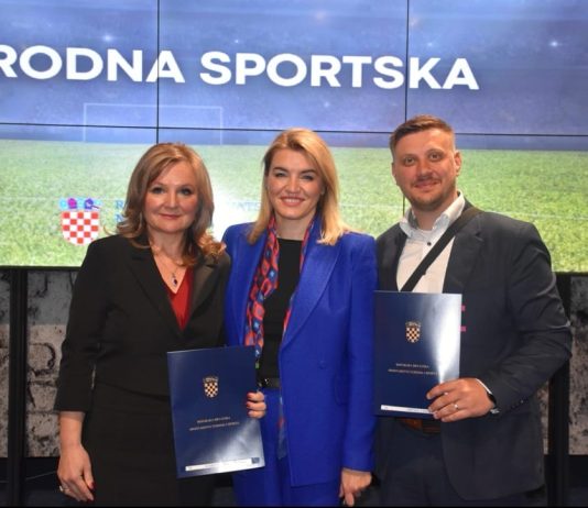 Karlovačkoj županiji 250 tisuća eura za izgradnju vanjskog sportskog igrališta OŠ Cetingrad