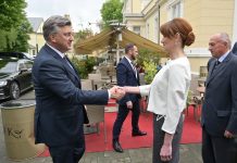 Plenković pohvalio napredak Karlovačke županije: ‘Osjećam zahvalnost prema svima vama, zaista ste sjajni’