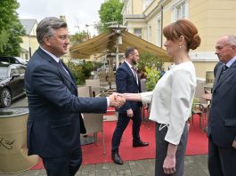 Plenković pohvalio napredak Karlovačke županije: ‘Osjećam zahvalnost prema svima vama, zaista ste sjajni’