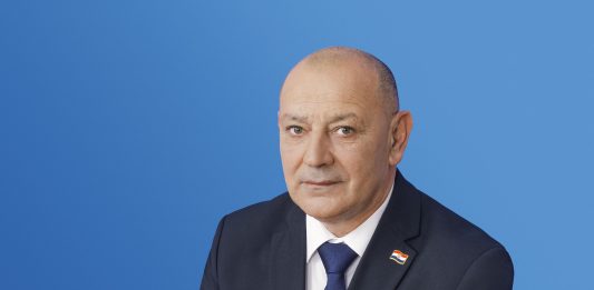 Prošlost nas određuje, budućnost obvezuje – svi smo pozvani raditi za dobrobit naše domovine