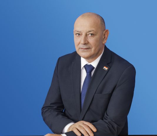Prošlost nas određuje, budućnost obvezuje – svi smo pozvani raditi za dobrobit naše domovine