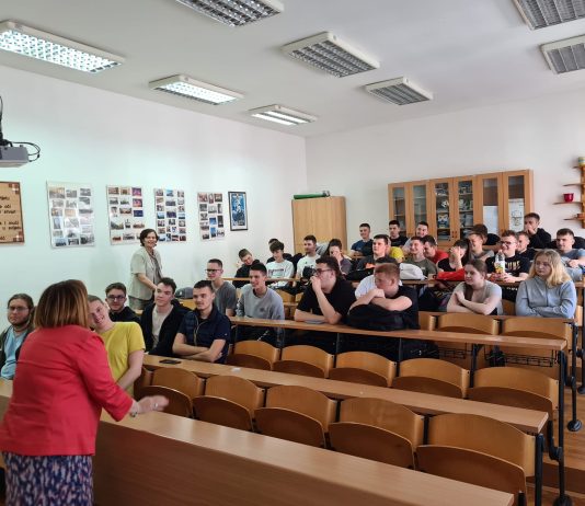 Obrtnička i tehnička škola Ogulin domaćin radionice “Kako i zašto učiti o medijima?” s Udrugom Kumulus