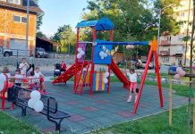 Otklonjena opasna stabla i otvoren novi dječji park u Strugi