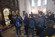 Učenici iz Zagorje kod svećenika tri konfesije