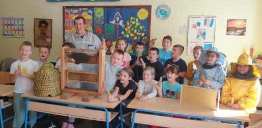 O pčelama i izradi svijeća