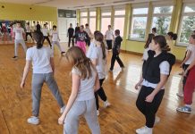Plesne vještine za Valentinovo u okviru nastave TZK-a