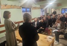 Karovačka županica sa suradnicima u Tounju